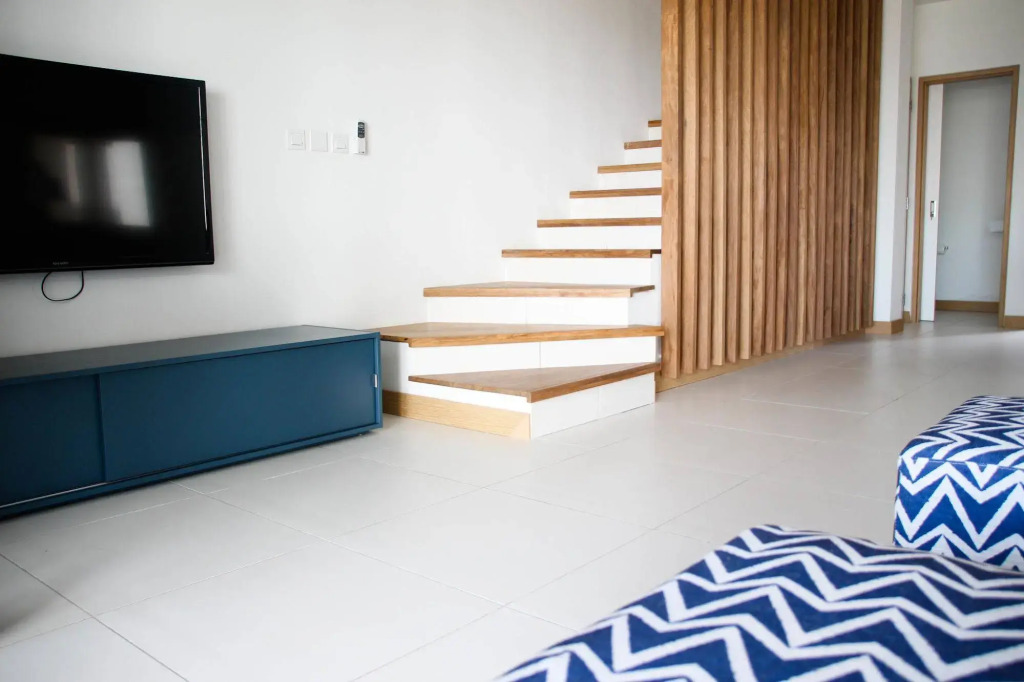 Latitude Luxury Seafront Apartments