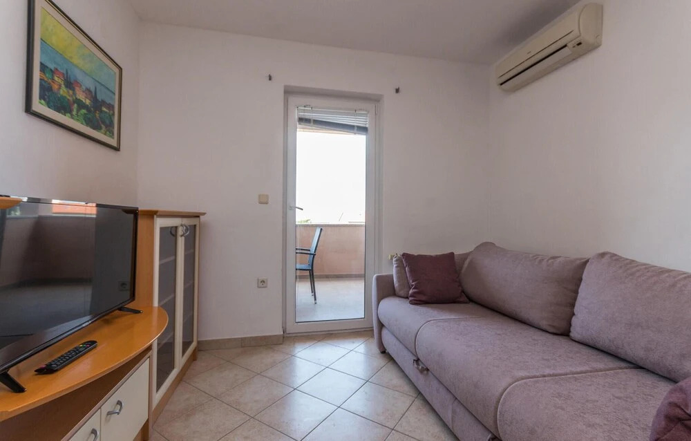 Awesome Apartment in Pakostane With 1 Bedrooms and Wifi
