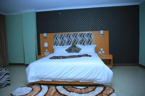 Yebo Hotel  Spa