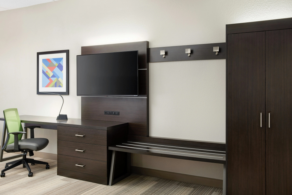 Holiday Inn Express & Suites Seymour by IHG