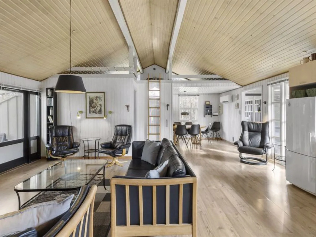 "Esben" - 300m from the sea in NW Jutland