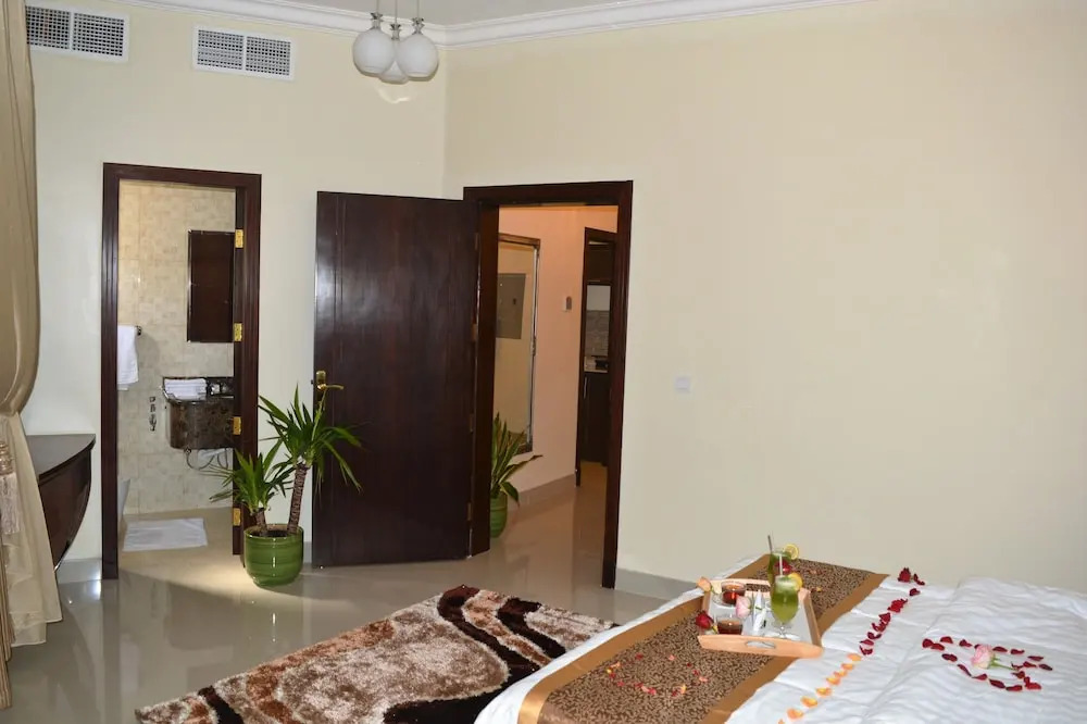 Diamond Suites