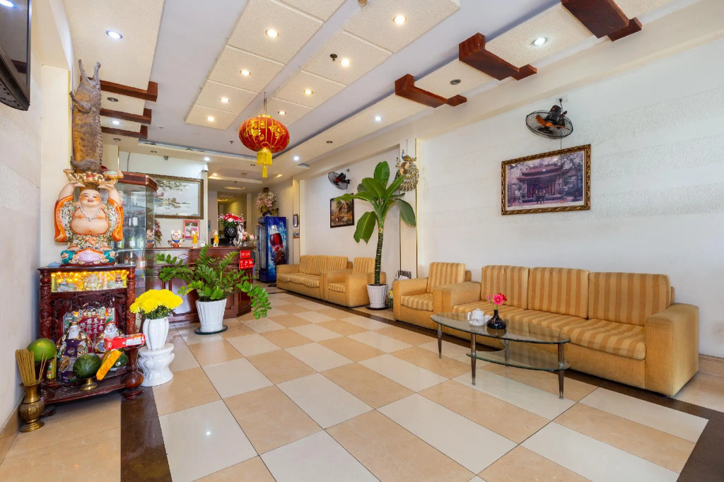 Long Thanh Hotel