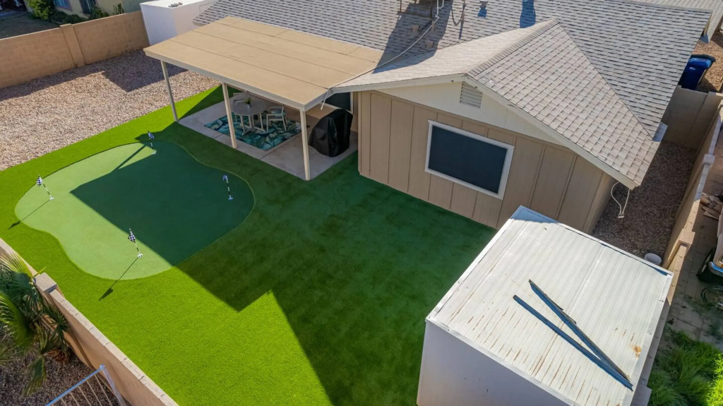 Stunning Hunter Single Family Home in the Heart of Mesa