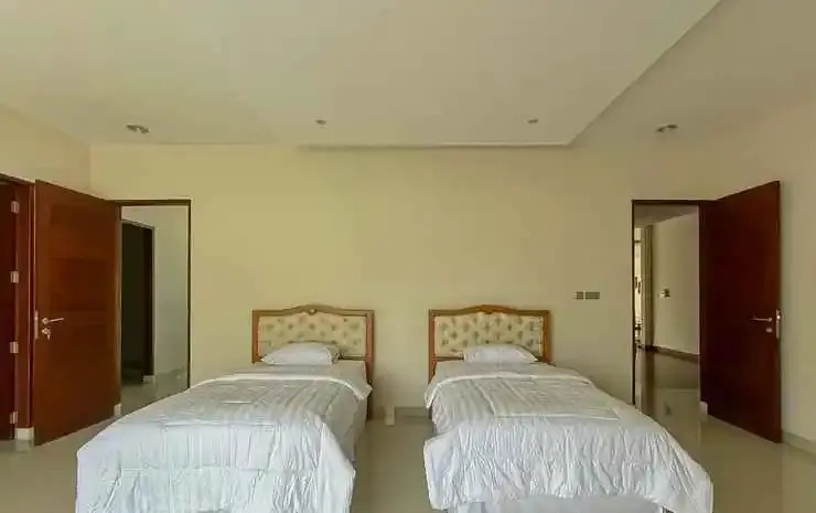 Merbau Luxurious Villa Senggigi by The Lavana - 5 Bedroom Villa