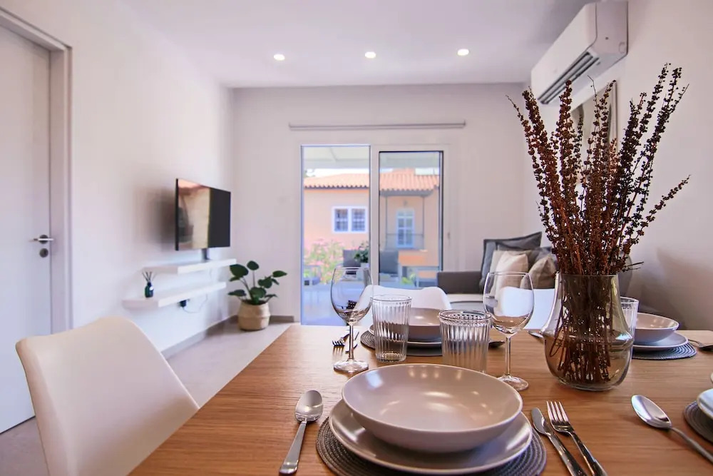 Phaedrus Living Seaside Luxury Limnaria 172