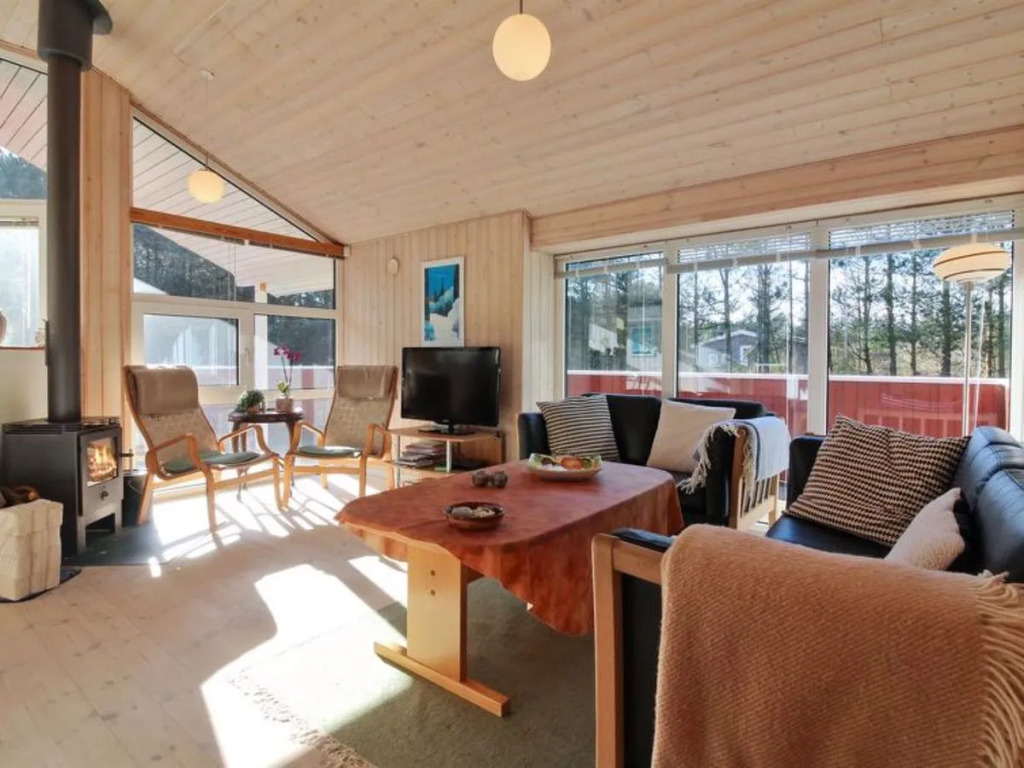 "Arbnora" - 500m from the sea in NW Jutland