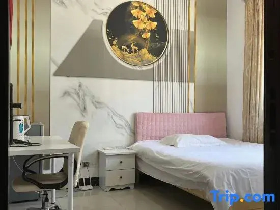 Yijia Theme Hostel