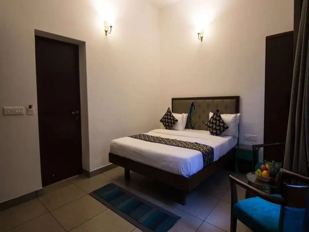 The Ten Suites