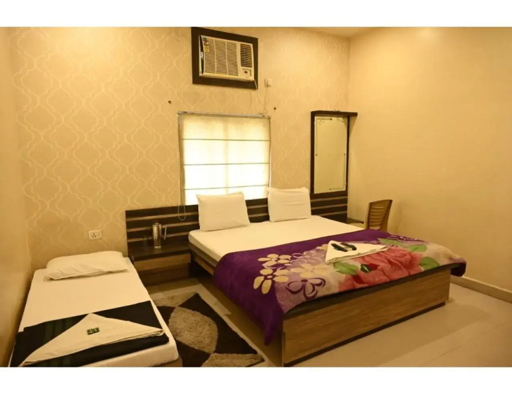 Hotel Arya