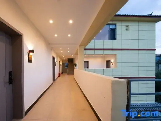 Fangxinju · Youfeng Four Seasons | Aroma Garden Scenic Vacation Boutique Stay (Gucheng South Gate)