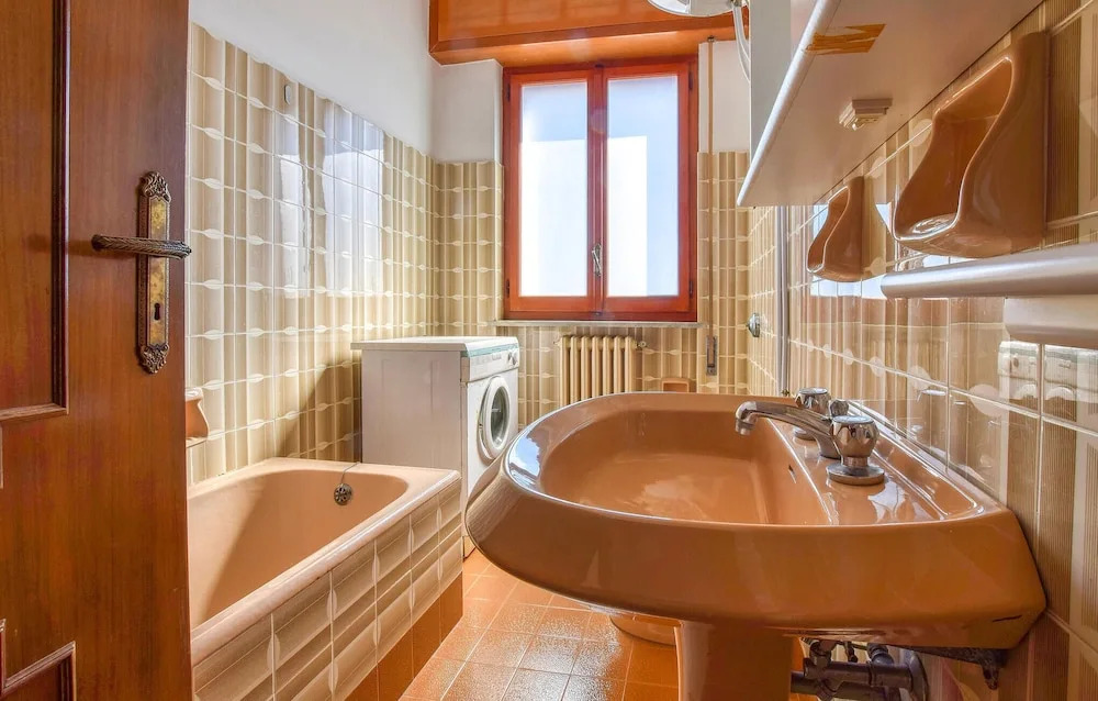 Amazing Apartment in Montepaone With 4 Bedrooms