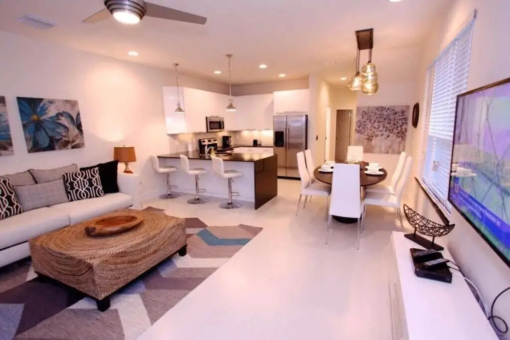 17413sb - Serenity 3 Bedroom Townhouse