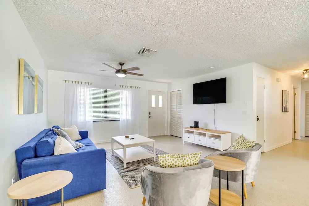 2 Mi to State Parks! Crystal River Home w/ Yard