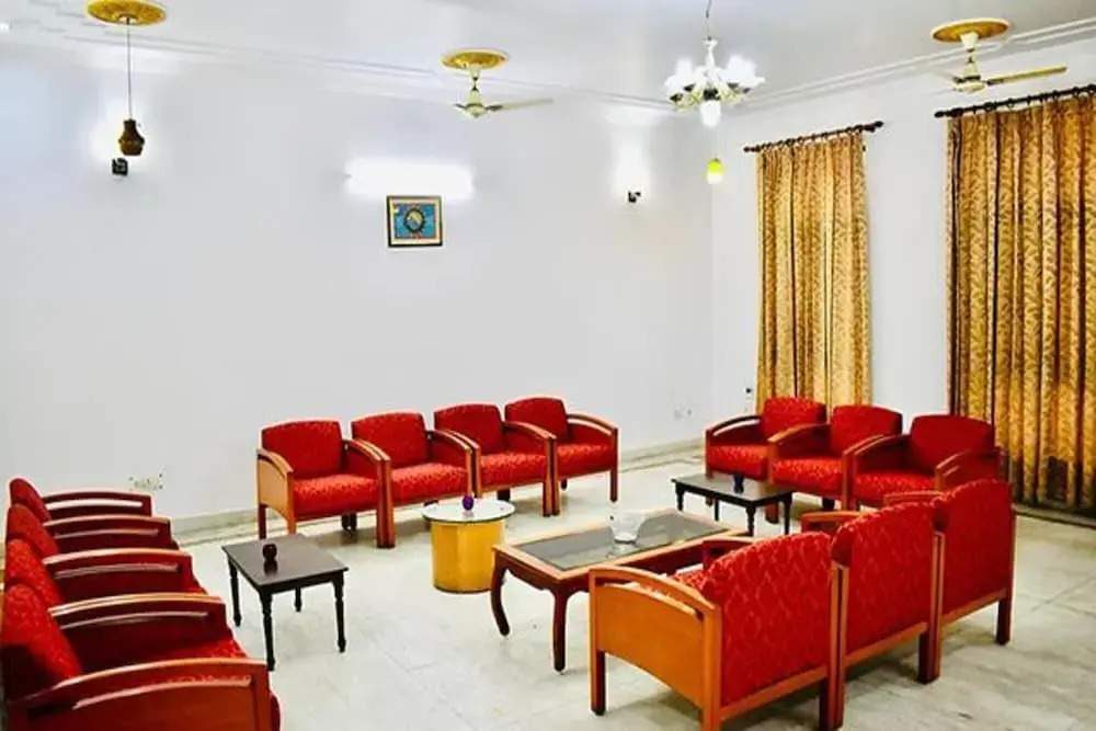Fabhotel Noida Dreamz