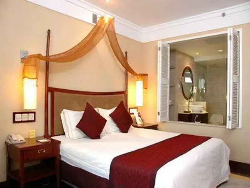 Oak Bay Garden Hotel