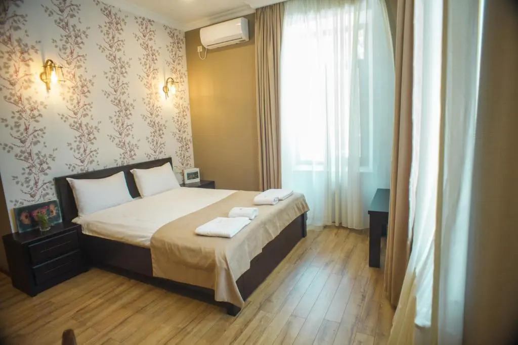 Hotel Almi