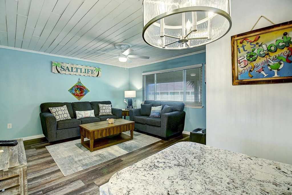 Courtyard #211 in Port Aransas