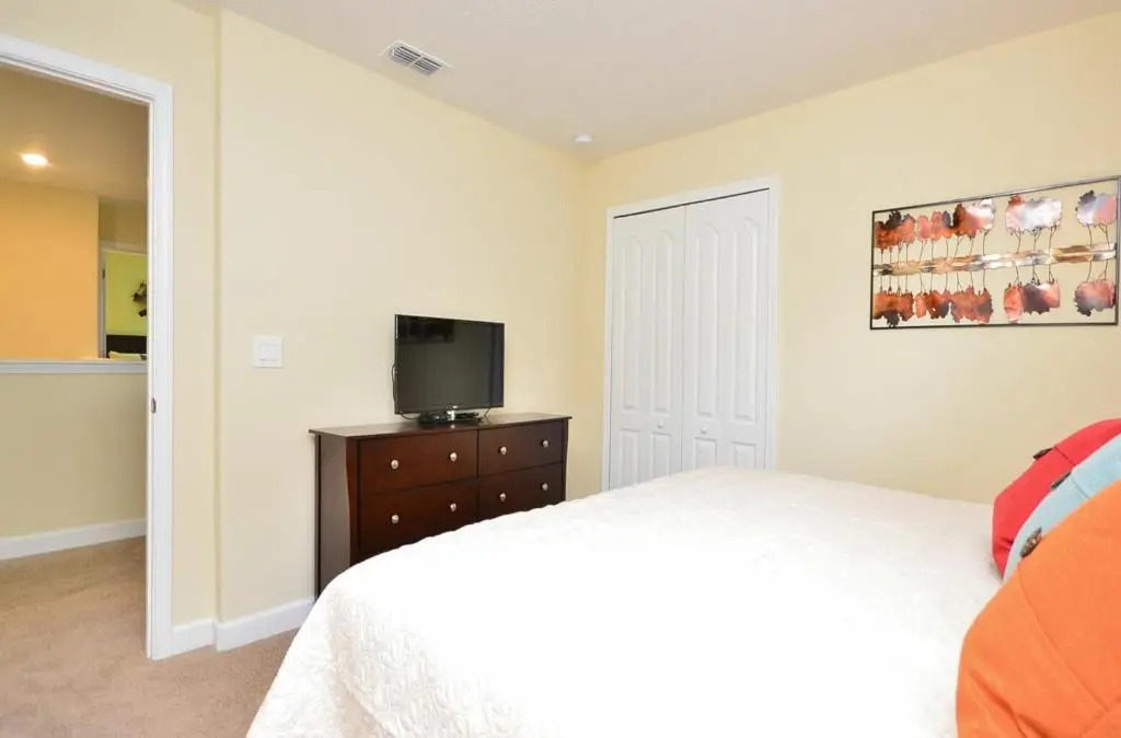 Pumper Your Kids with a Lifetime Memories Just 7 Miles From The Magic of Disney World