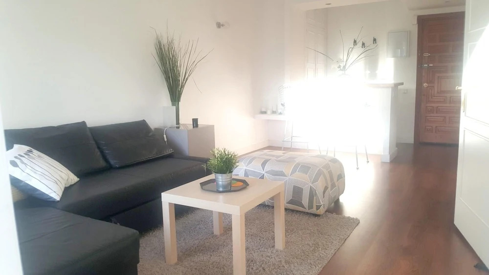Apartment With one Bedroom in Estepona , With Wonderful Mountain View, Shared Pool, Furnished Terrace