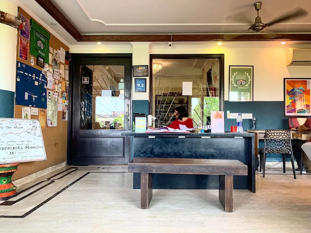 Madpackers Delhi - Hostel