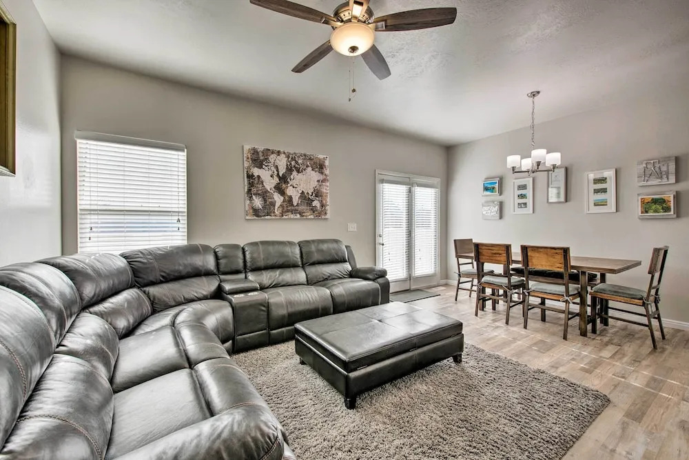 Mtn View Townhome w/ Amenities, 17 Mi to Snowbird!