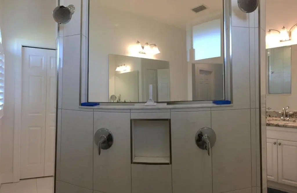 Florida Secret - Private Villa with heated pool - sleeps 8