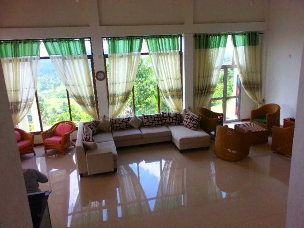 Hilltop Boutique Villa