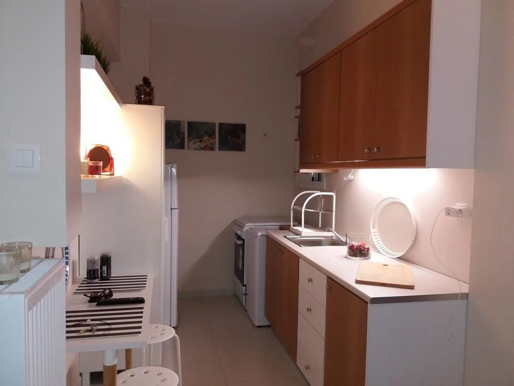 Trendy Urban Home in Athens - 5' to Metro Station