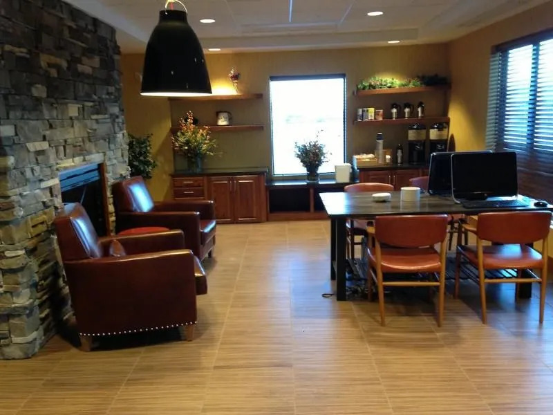 Astoria Hotel & Suites