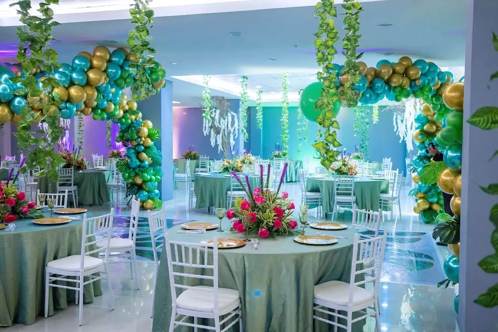 Hotel City Plaza & Suites