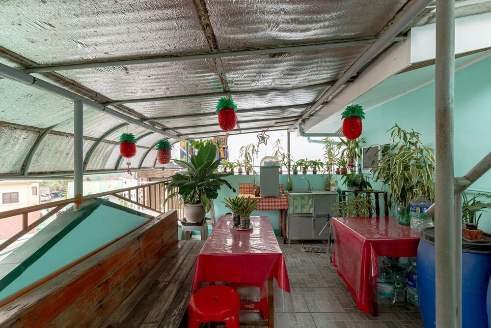 Alzeahs Place Room for Rent