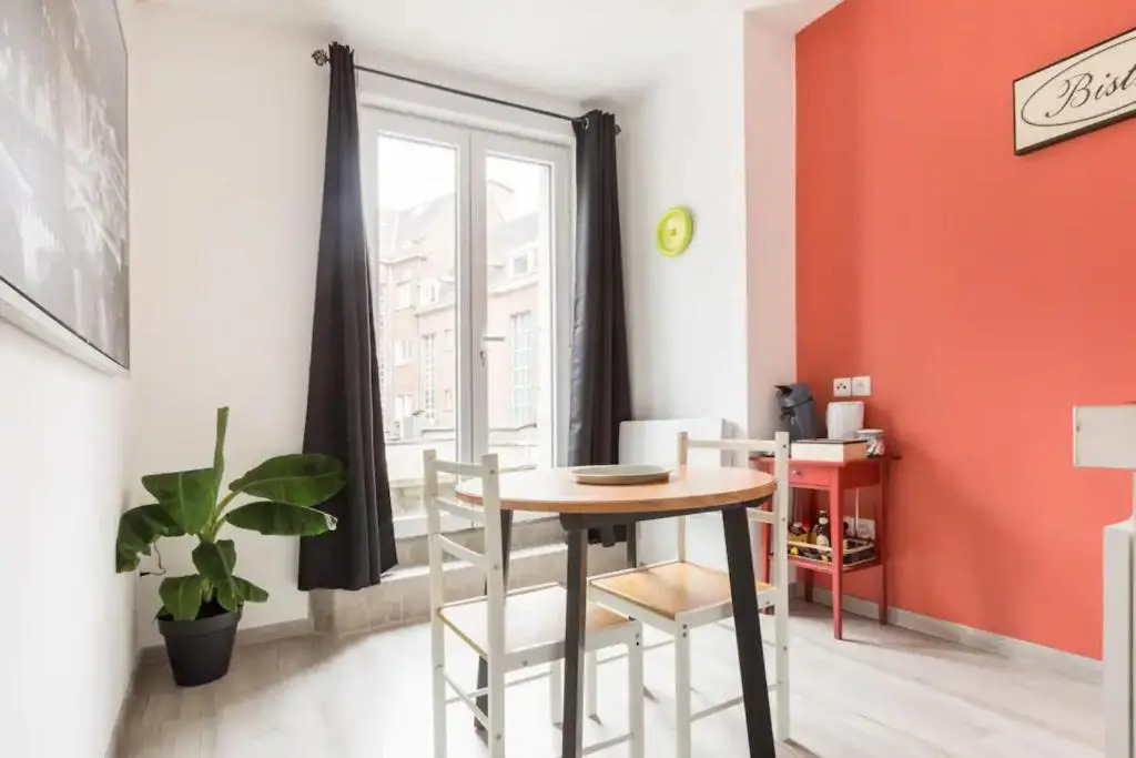 Apt B Boston, 25m2, Centre, Balcon