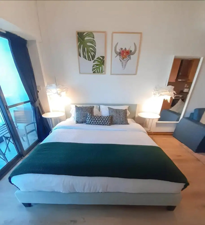 One Perfect Stay - Saba Tower