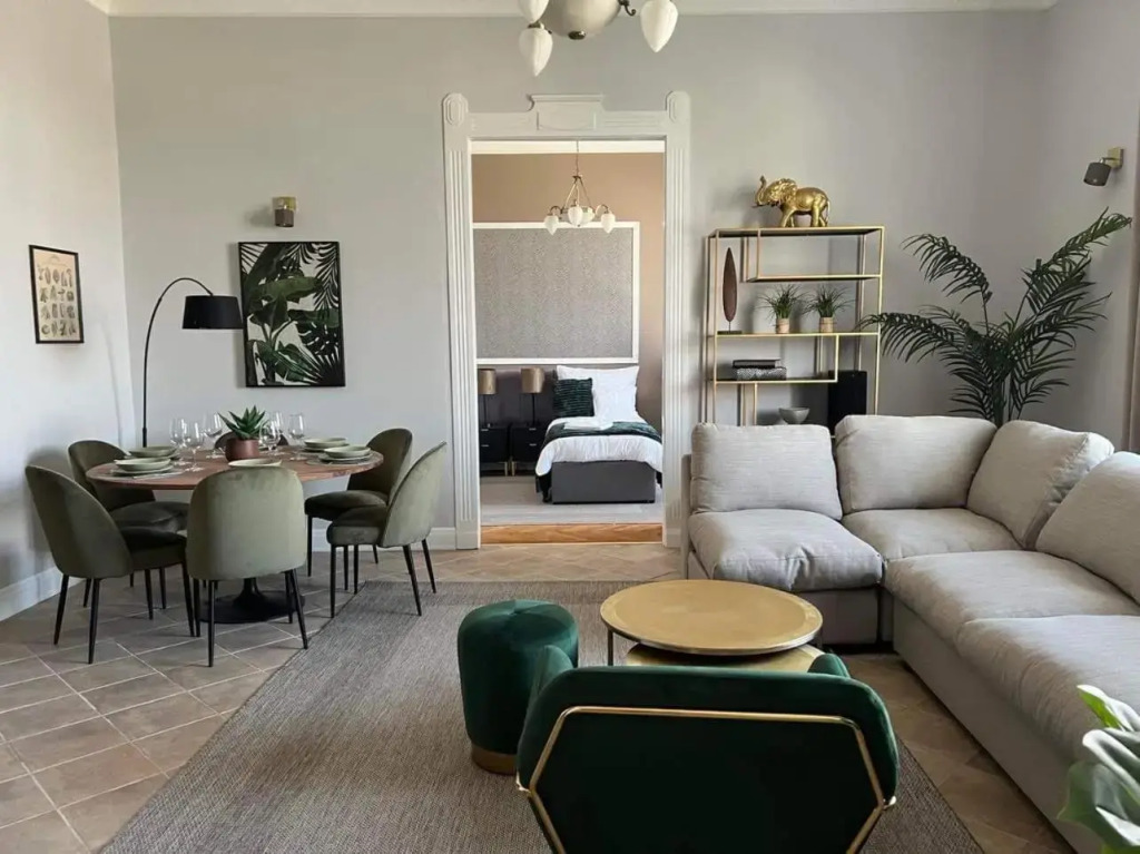 OrangeHomes Panthera Luxury Apartment