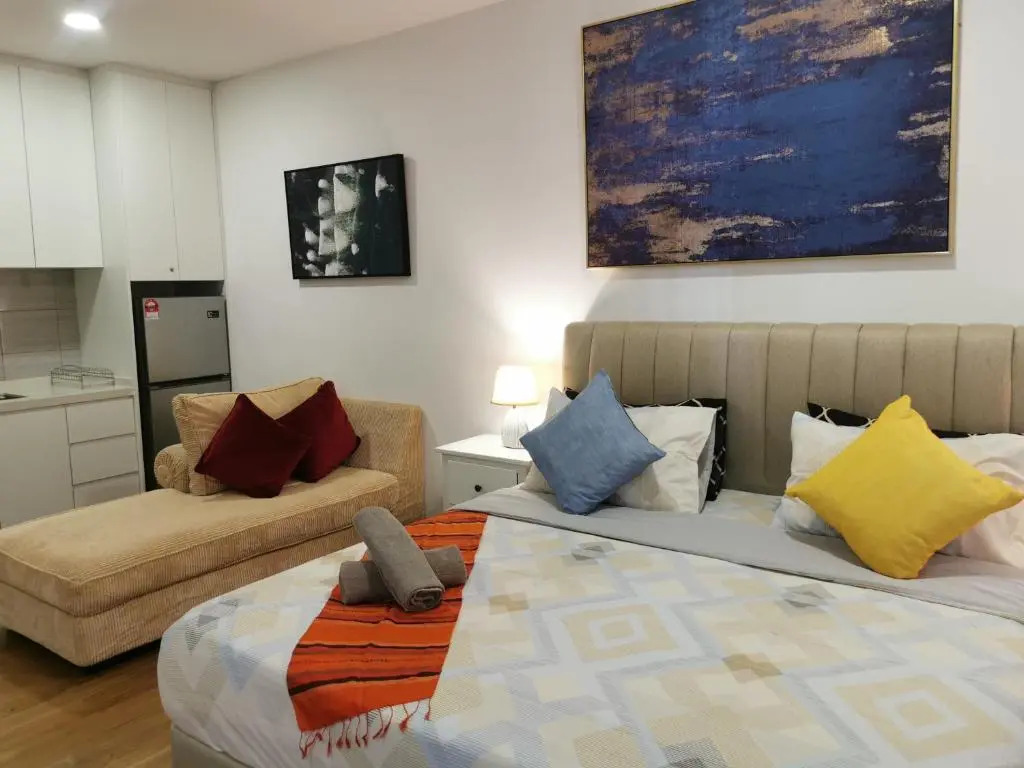 Apple Home 2 at Menara Simfoni, King Size Bed, Cheras, Nexflix, Wifi, Parking