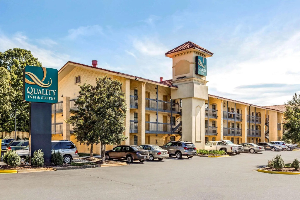 Quality Inn & Suites Airport