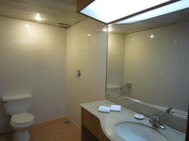 Howard Johnson Glory Plaza Chenghai