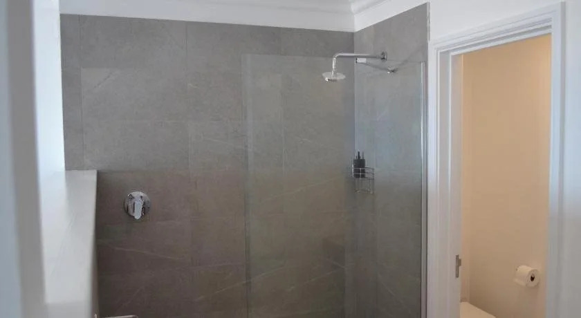 Oceans Drift Guest House & Self Catering