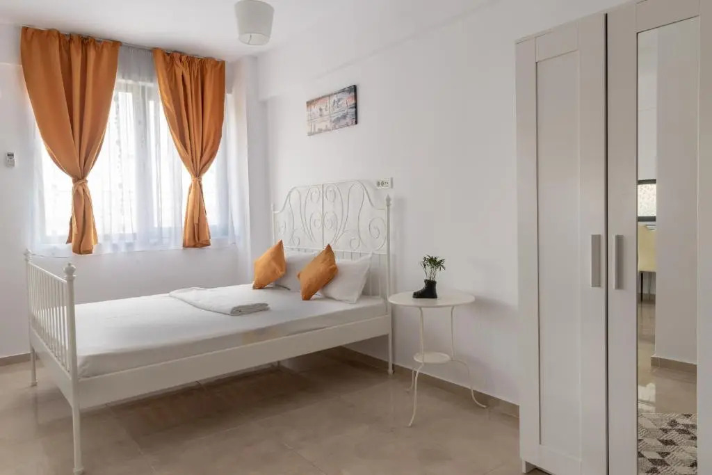 Studio Ambiance , Mamaia