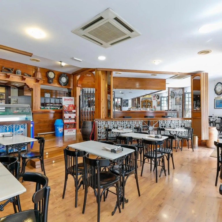 Hotel Santillana