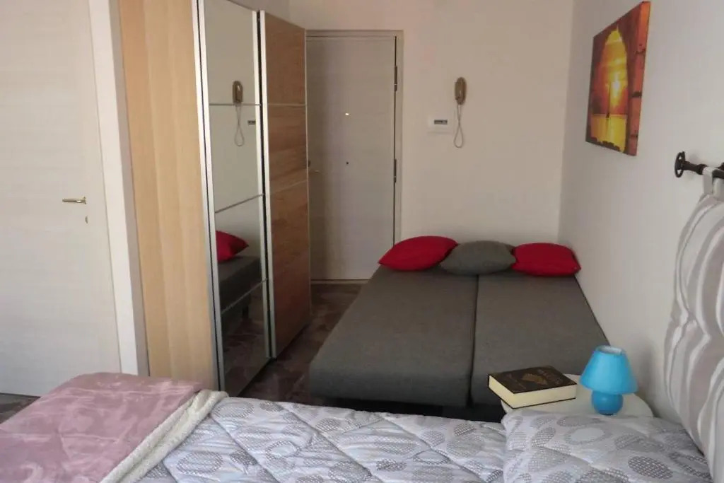 Napolitano Rooms - CENTRAL STATION
