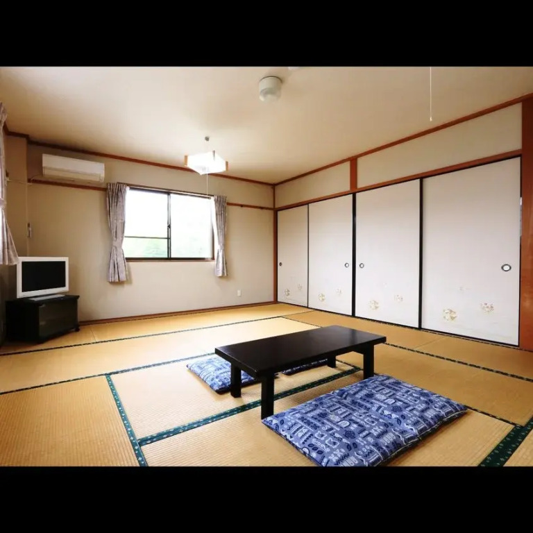 Kogyo Minshiku Kichibei Hotel
