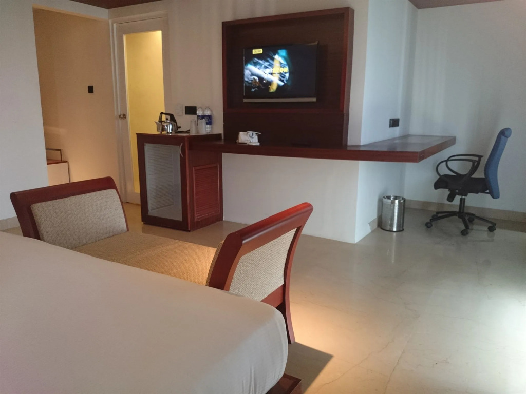 Diana Heights Luxury Hotel