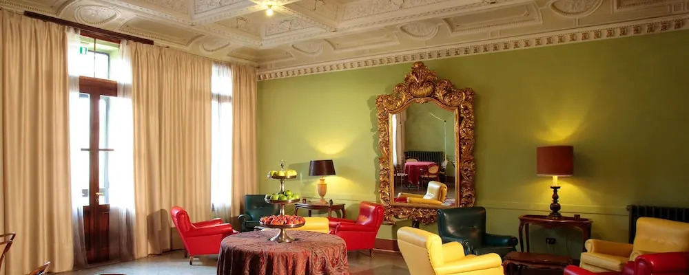 Hotel Croce Bianca