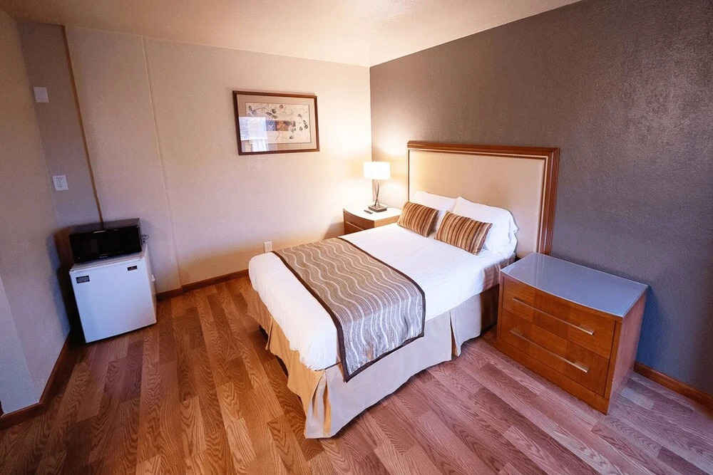 Stockton Travelers Motel
