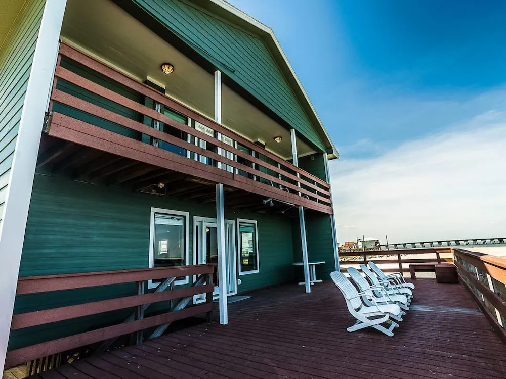 Attitude Adjustment 3 Bedrooms 2 Bathrooms Home