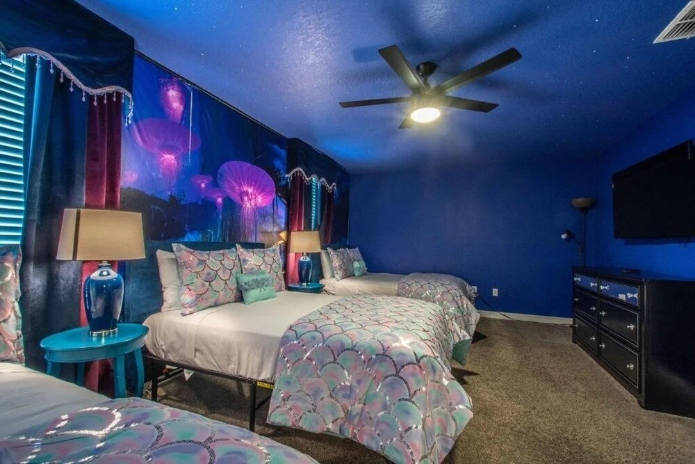 Large Family Home Full Of Amenities -4919cg 9 Bedroom Home