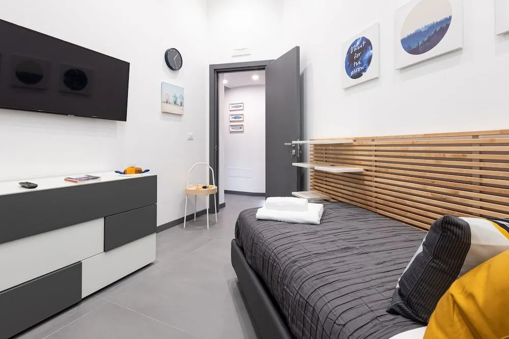 Titos Rooms