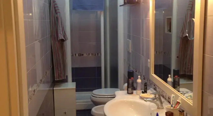 Colombo Holidays APT